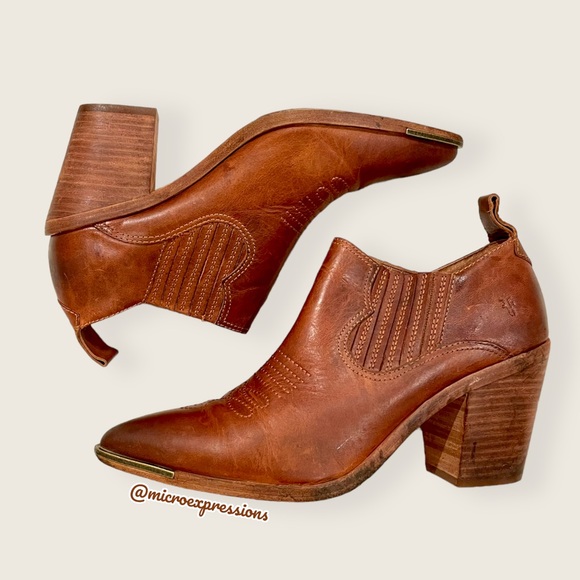 Frye Shoes - Frye Faye Shootie Cognac Leather Western Southern Embroidered Cowboy Heel Bootie